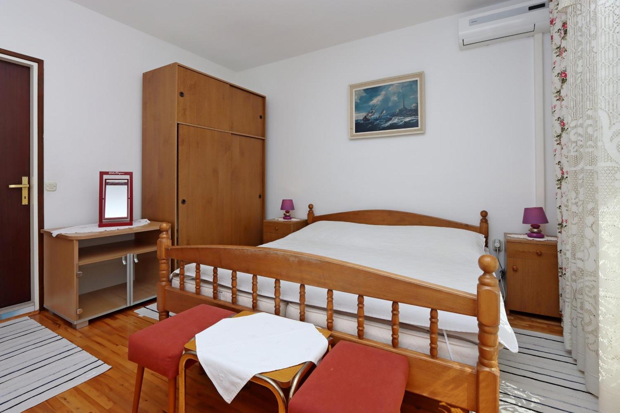 Apartments And Rooms By The Sea Banjol, Rab - 19692 Номер фото
